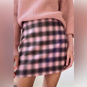 Wilfred Classic Mini Skirt in Pink and Brown Plaid Wool Cashmere